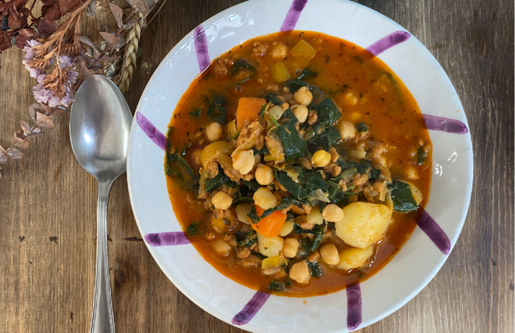 Pote vegano con picadillo de soja texturizada