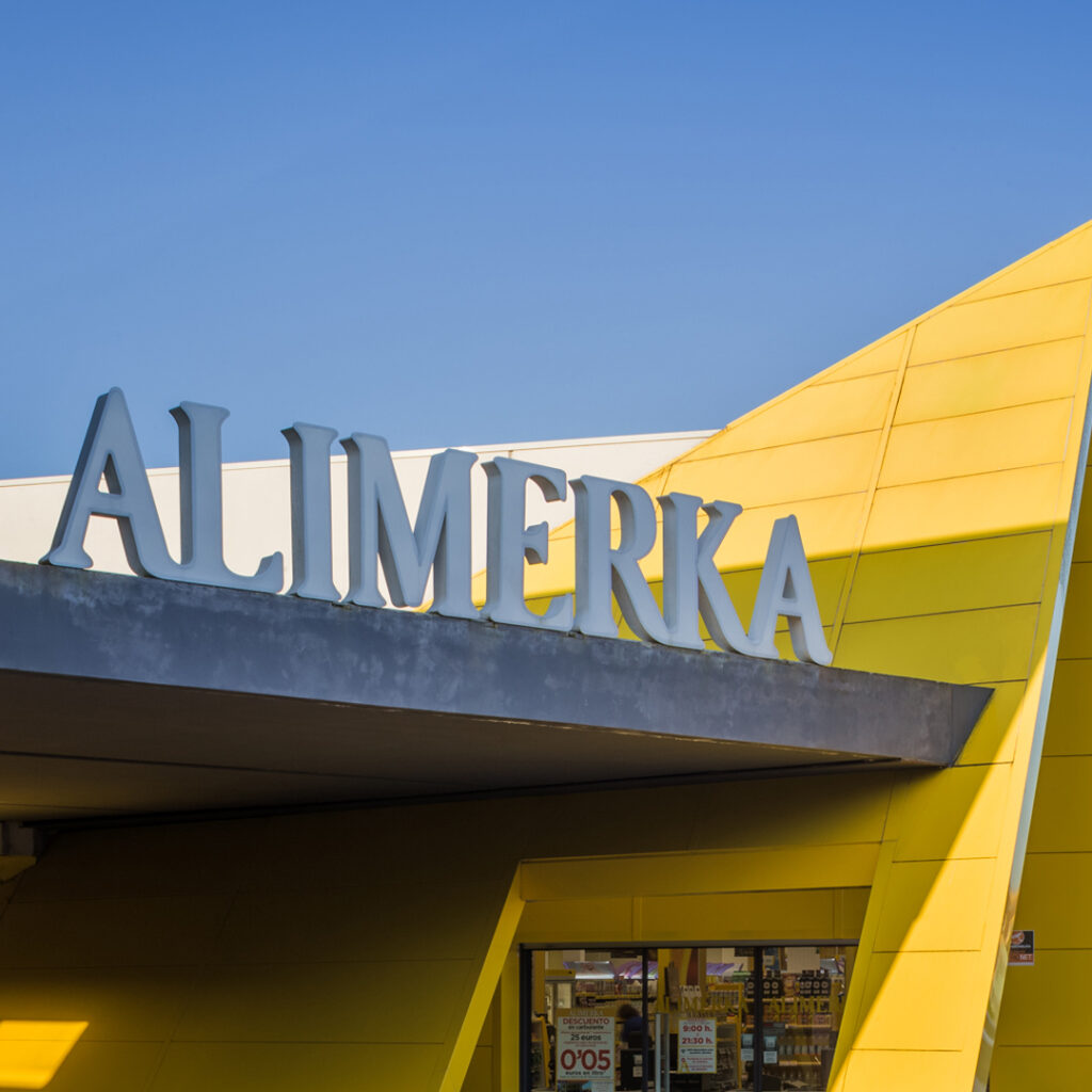 Ofertas tiendas Llanes