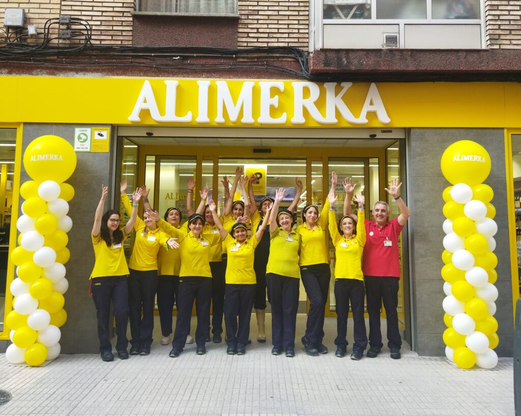 Reapertura supermercado calle Ezcurdia