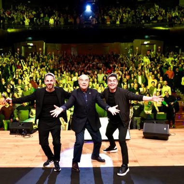 Entre risas y resines